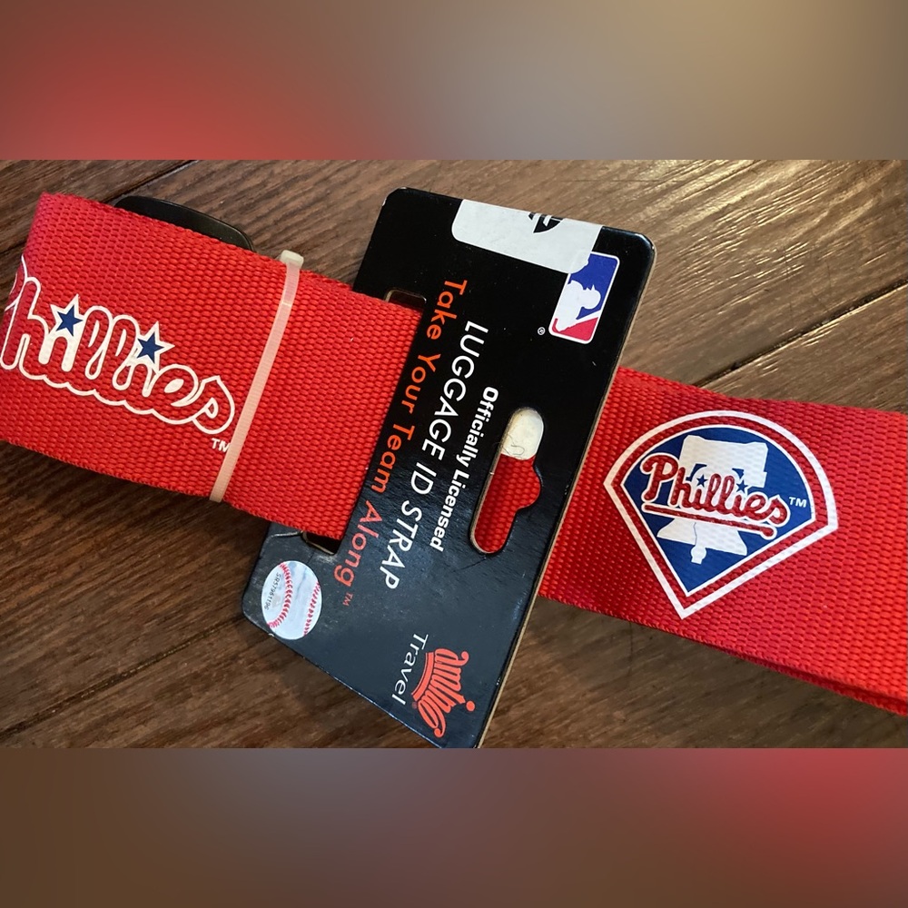 Phillies Red Luggage ID Strap - Picture 10 of 11